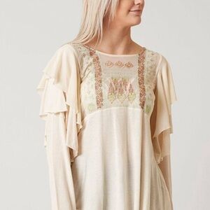 Free people La Cienega embroidery ruffle, long sleeved top size medium